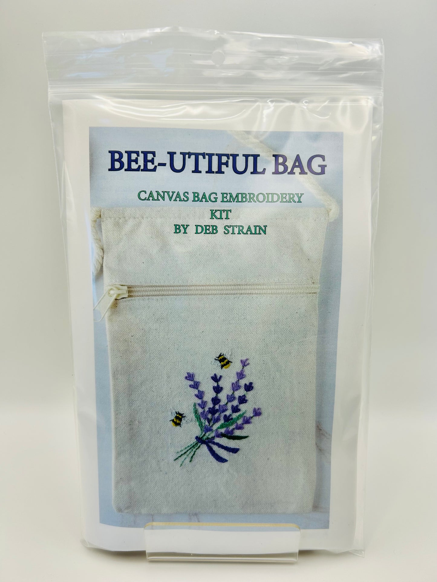 "BEE-utiful Bag" Embroidery Kit  DSS#012